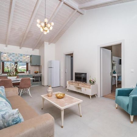 Vincenzo Suites نيدري المظهر الخارجي الصورة