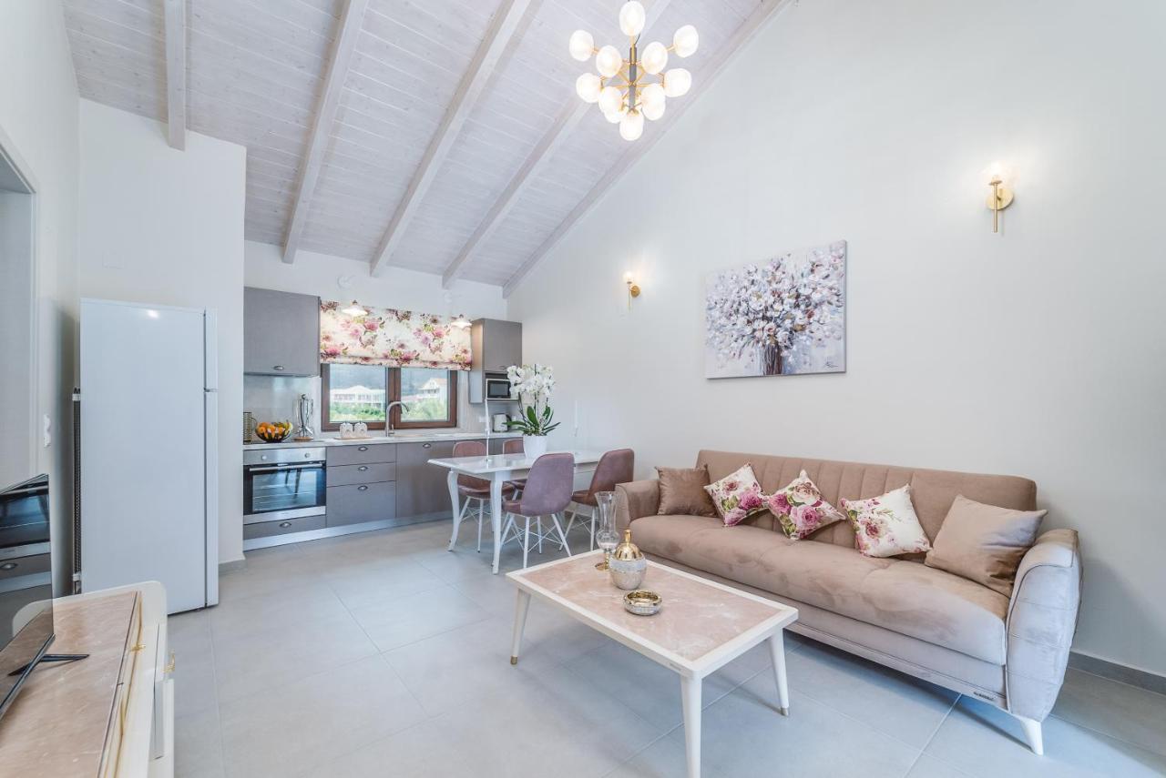 Vincenzo Suites نيدري المظهر الخارجي الصورة