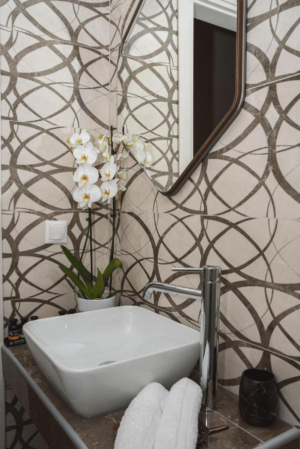 Vincenzo Suites نيدري المظهر الخارجي الصورة